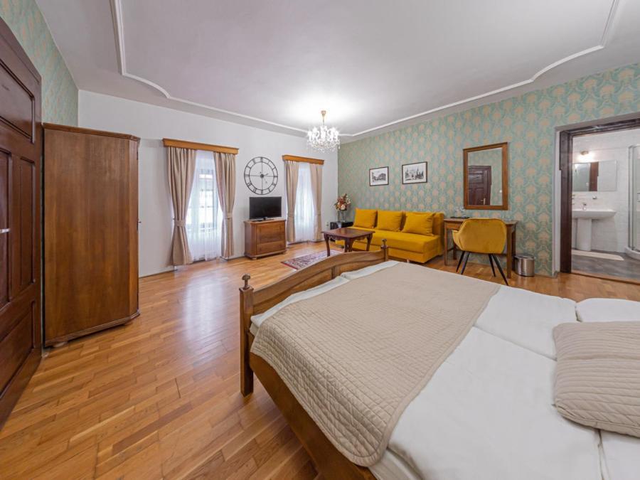 Hotel Salamander - Garni Banská Štiavnica Exterior foto